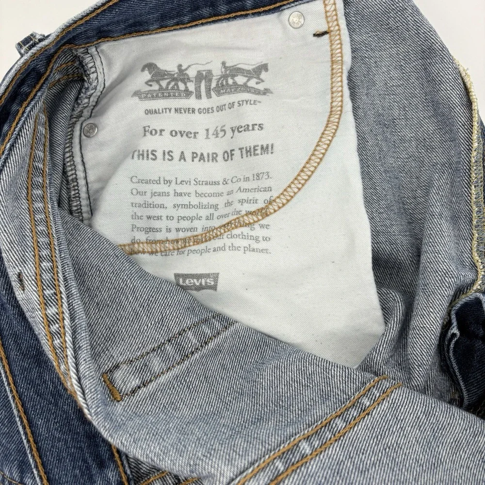 Levi's 550 Regular Fit Jean for Men Size 42 (41)x32